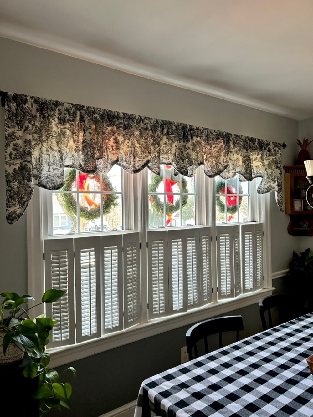 5pc lot, Victoria Park Toile Valances by Ellis Curtain - Picture 14 of 16